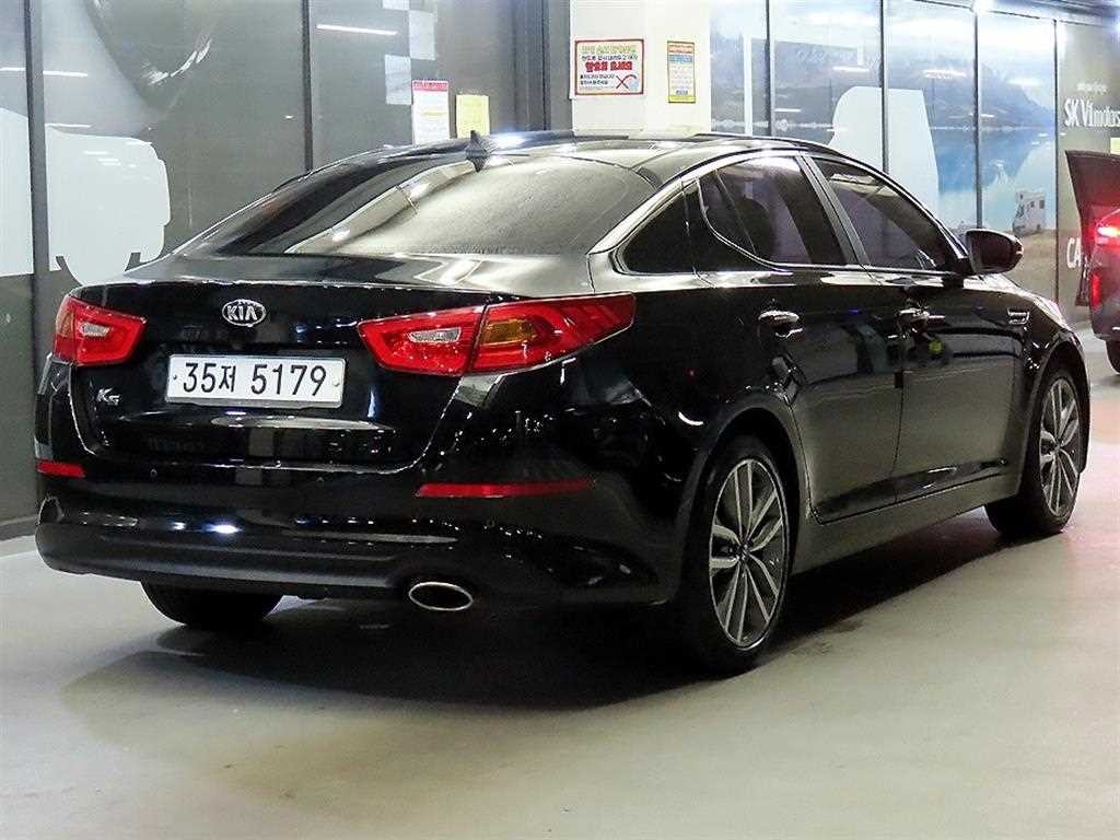 기아 K5 더 뉴 K5 2.0 프레스티지 이미지 4