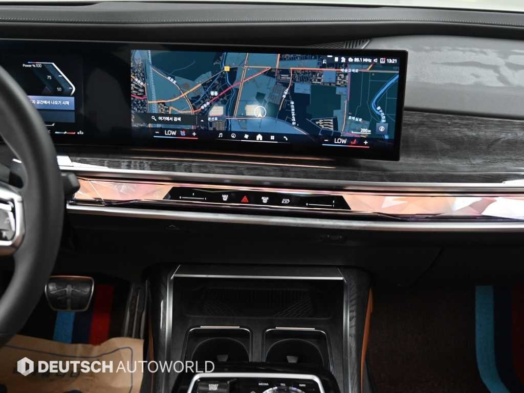 BMW 7시리즈 7시리즈 (G70) 740d xDrive M 스포츠 이미지 14