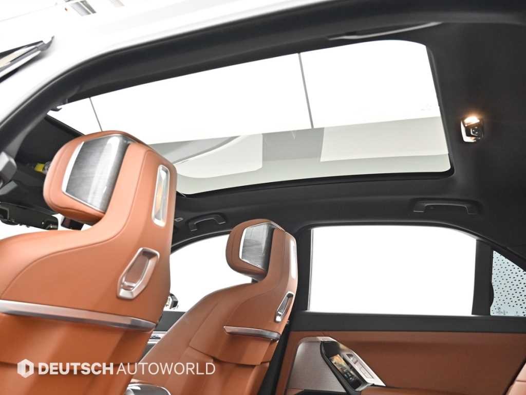 BMW 7시리즈 7시리즈 (G70) 740d xDrive M 스포츠 이미지 18