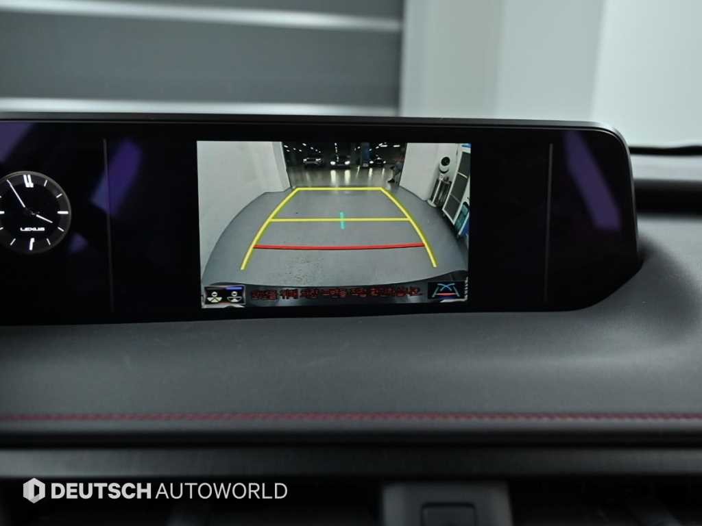 렉서스 UX UX 250h 2.0 F 스포츠 2WD 이미지 15