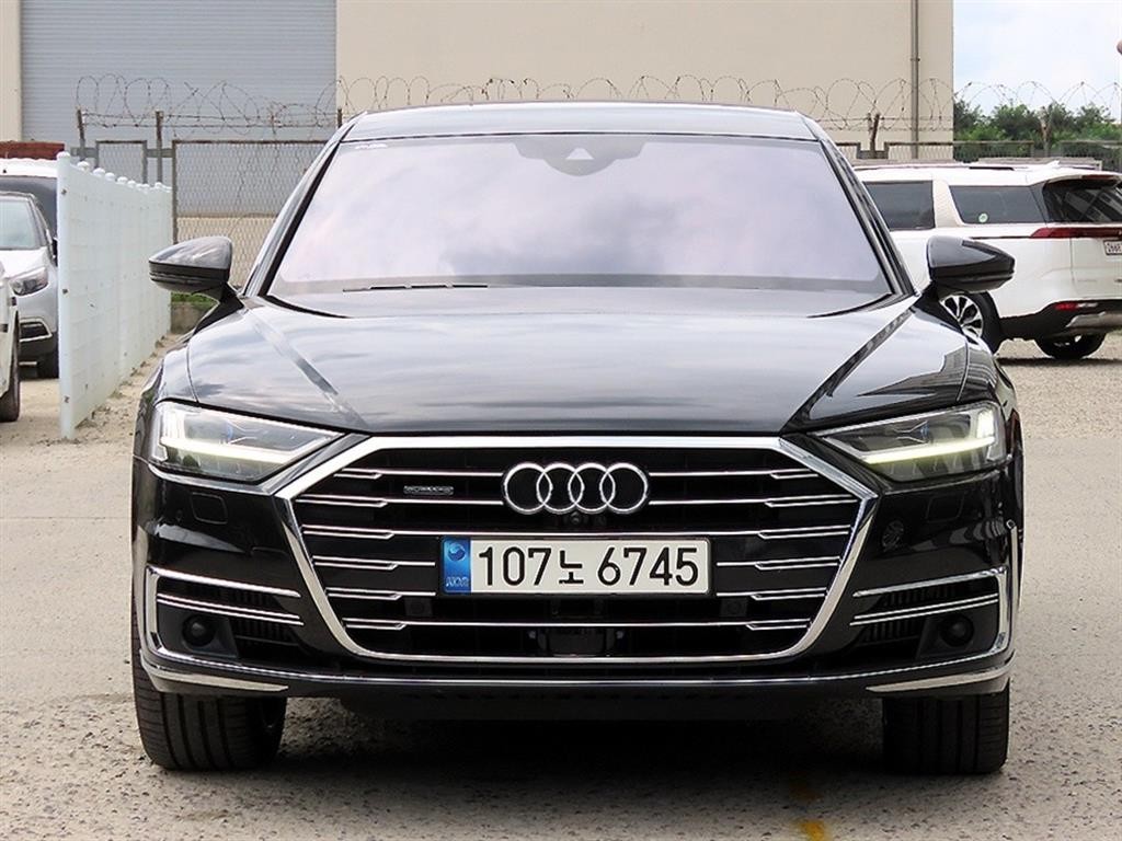 아우디 A8 A8 (D5) 60 TFSI 콰트로 LWB 이미지 1