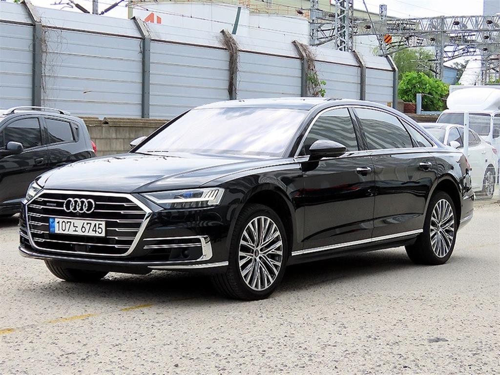 아우디 A8 A8 (D5) 60 TFSI 콰트로 LWB 이미지 2