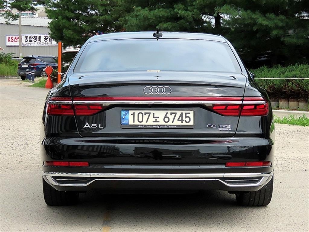 아우디 A8 A8 (D5) 60 TFSI 콰트로 LWB 이미지 4