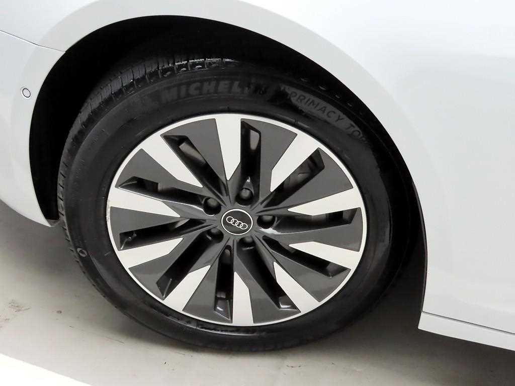 아우디 A6 A6 (C8) 45 TFSI 프리미엄 이미지 19