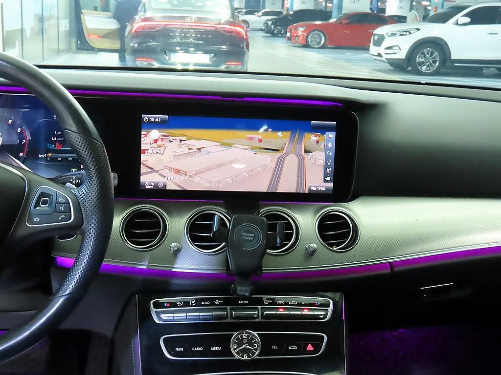벤츠 E 클래스 E-클래스 W213 E300 아방가르드 이미지 11