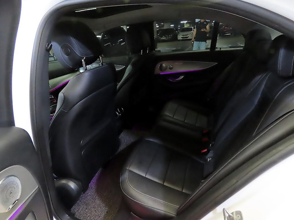 벤츠 E 클래스 E-클래스 W213 E300 아방가르드 이미지 7