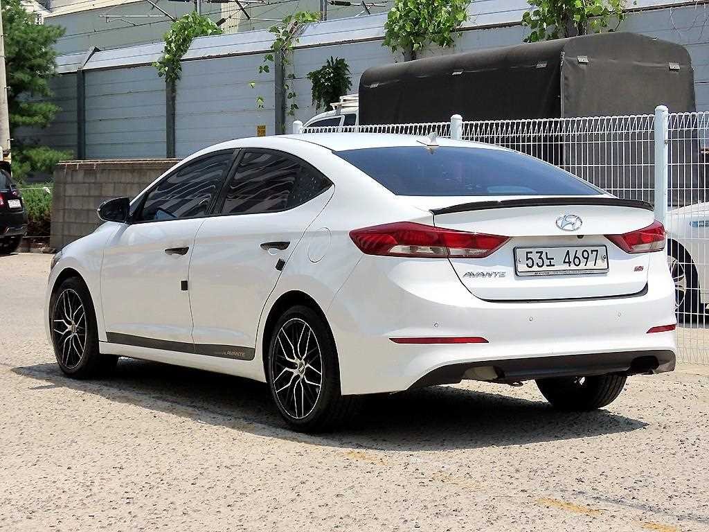 현대 아반떼 아반떼 AD 1.6 GDI 스타일 이미지 3