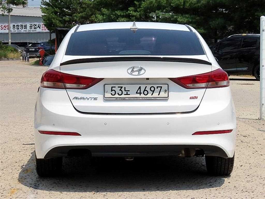현대 아반떼 아반떼 AD 1.6 GDI 스타일 이미지 4