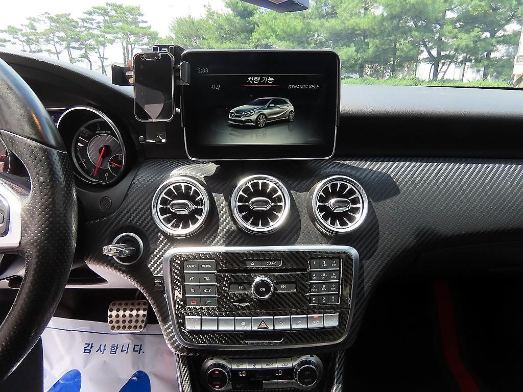 벤츠 A 클래스 A클래스 W176 A45 AMG 4MATIC 이미지 12