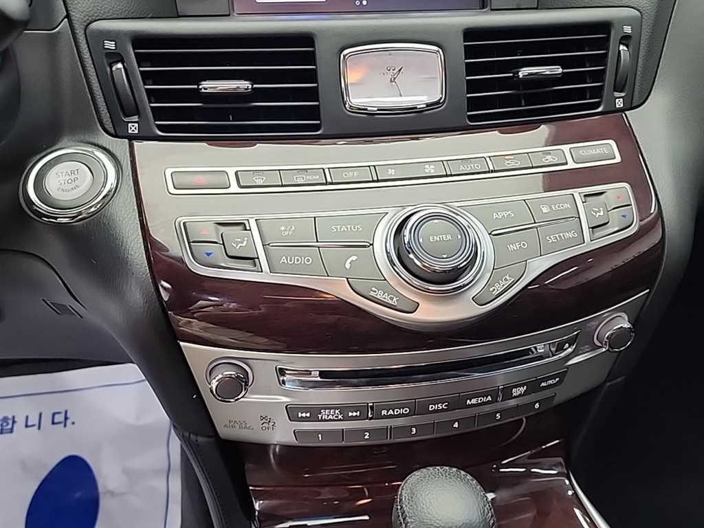 인피니티 Q Q70 3.7스타일 이미지 10
