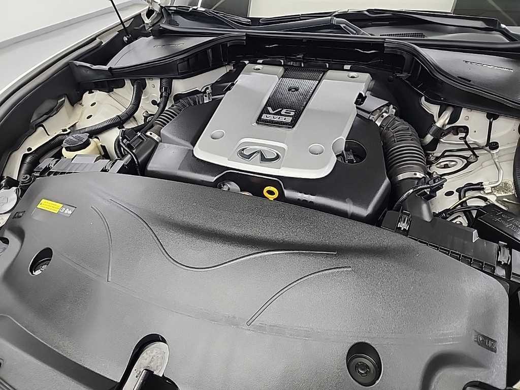 인피니티 Q Q70 3.7스타일 이미지 5