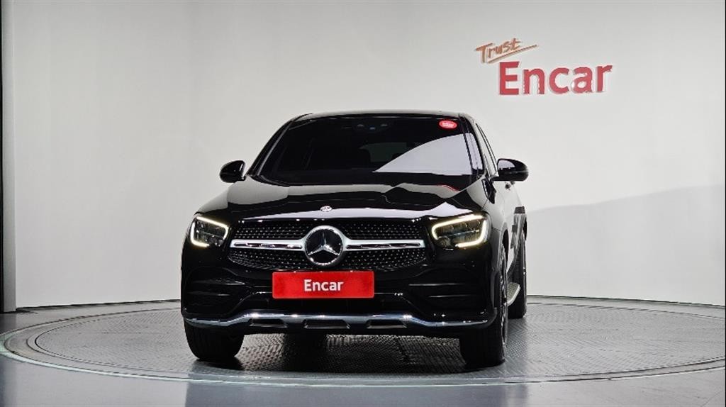 벤츠 GLC 클래스 GLC클래스 X253 GLC 300 4MATIC 쿠페 이미지 3