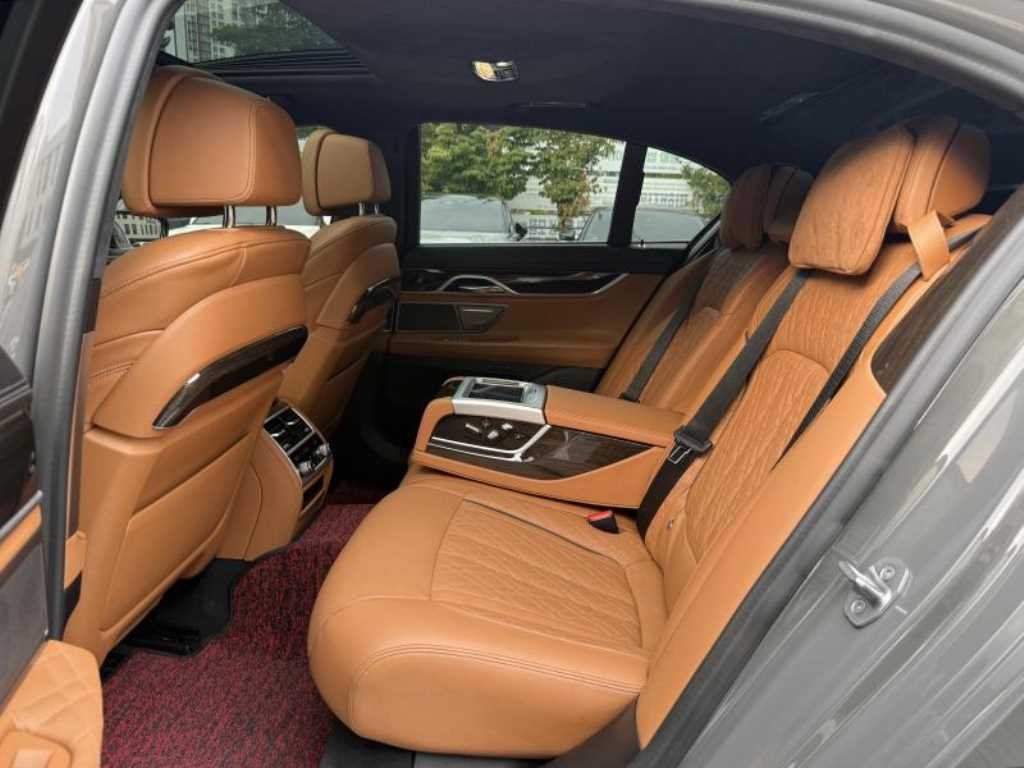 BMW 7시리즈 7시리즈 (G11) 730d xDrive 디자인 퓨어 엑설런스 이미지 10