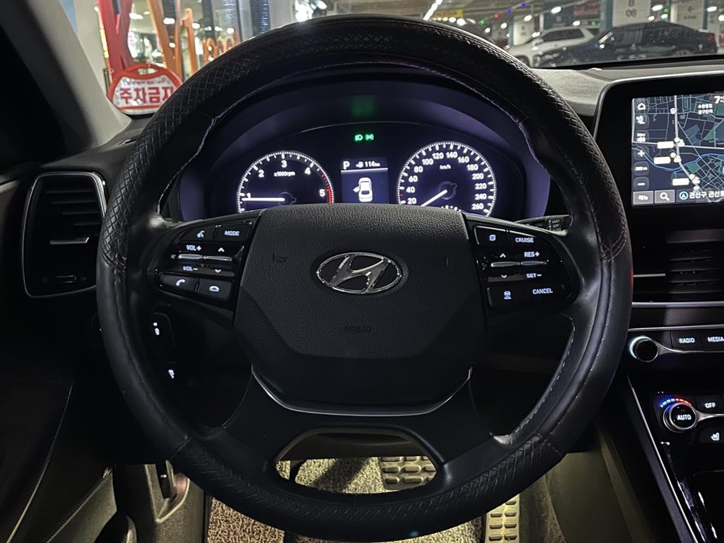 현대 그랜저 그랜저 IG 2.2 VGT 프리미엄 스페셜 이미지 11