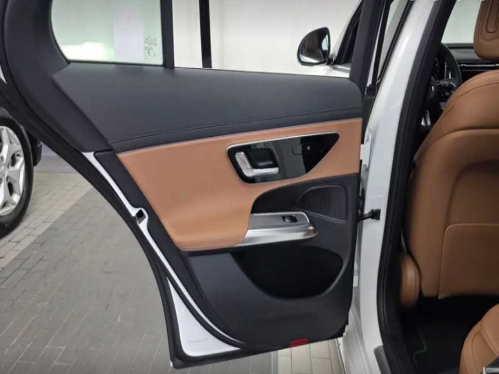벤츠 E 클래스 E-클래스 W214 E200 AMG 라인 이미지 11