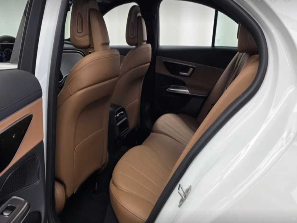 벤츠 E 클래스 E-클래스 W214 E200 AMG 라인 이미지 13