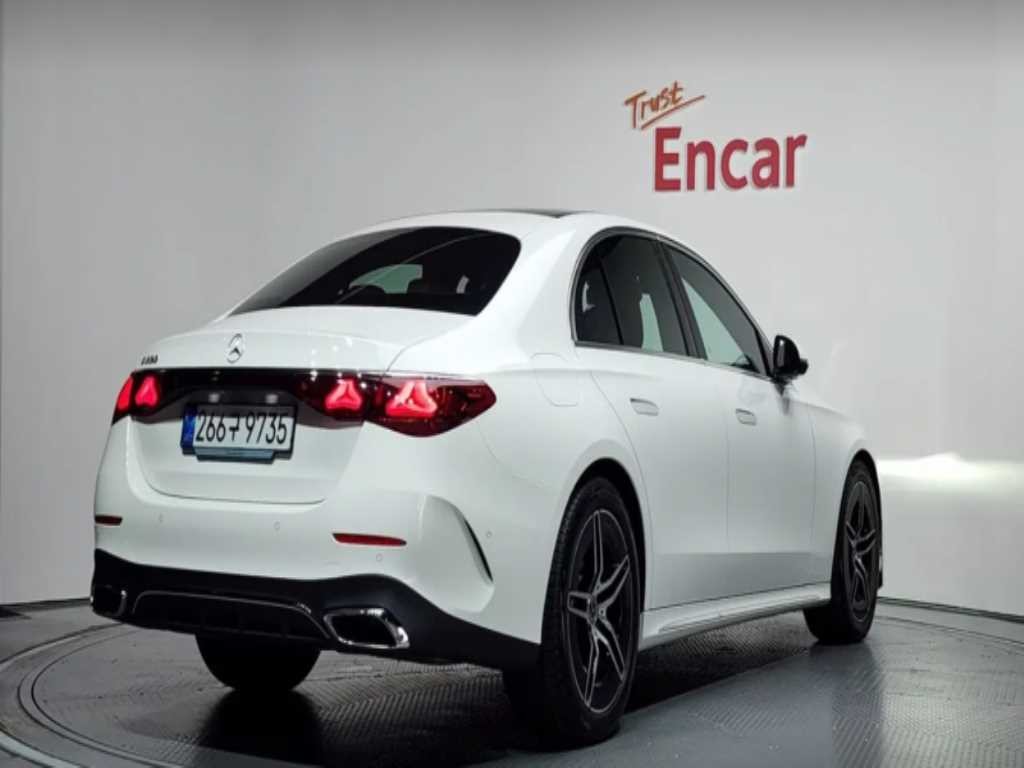 벤츠 E 클래스 E-클래스 W214 E200 AMG 라인 이미지 2