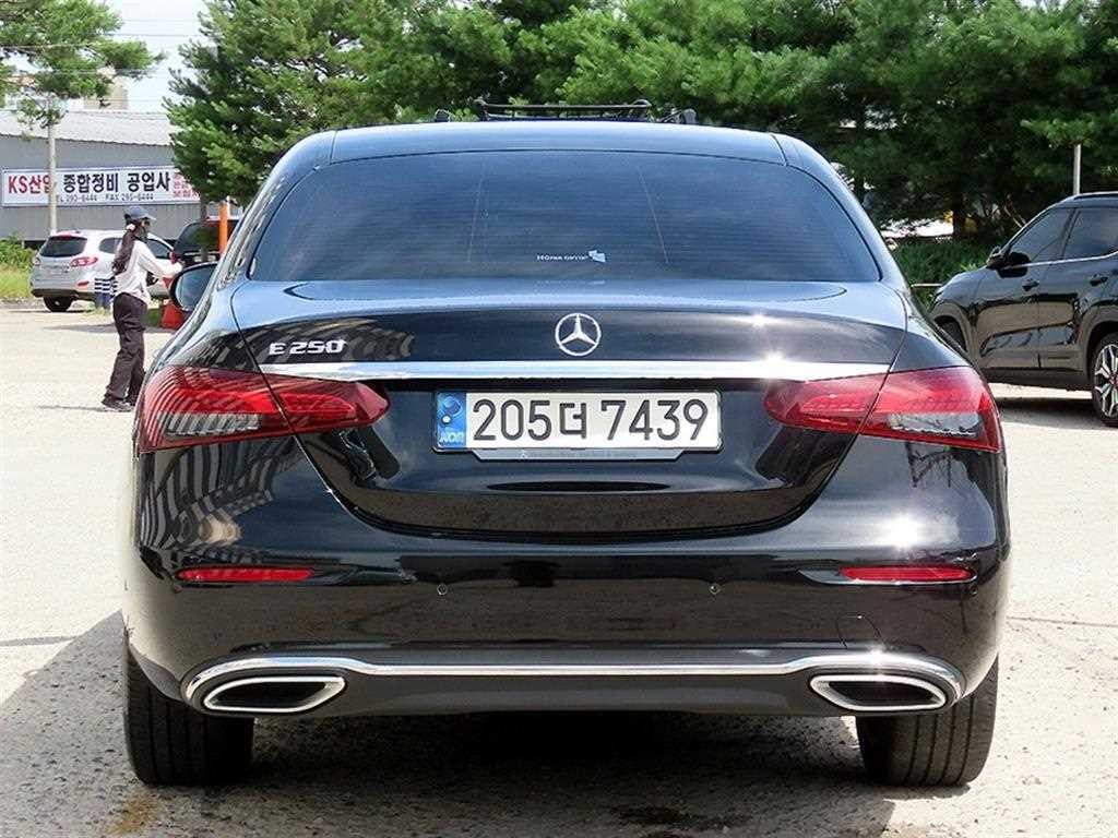 벤츠 E 클래스 E-클래스 W213 E250 아방가르드 이미지 4