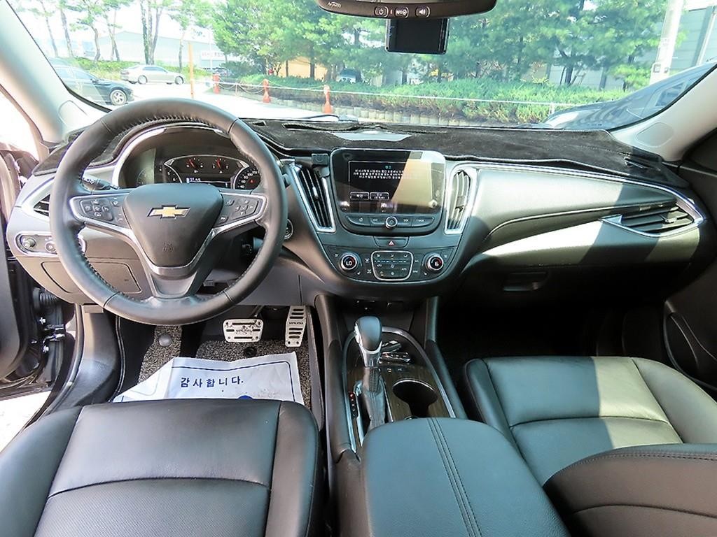쉐보레 말리부 올뉴말리부 1.5 터보 퍼펙트 블랙 LTZ 프리미엄 세이프티 이미지 7