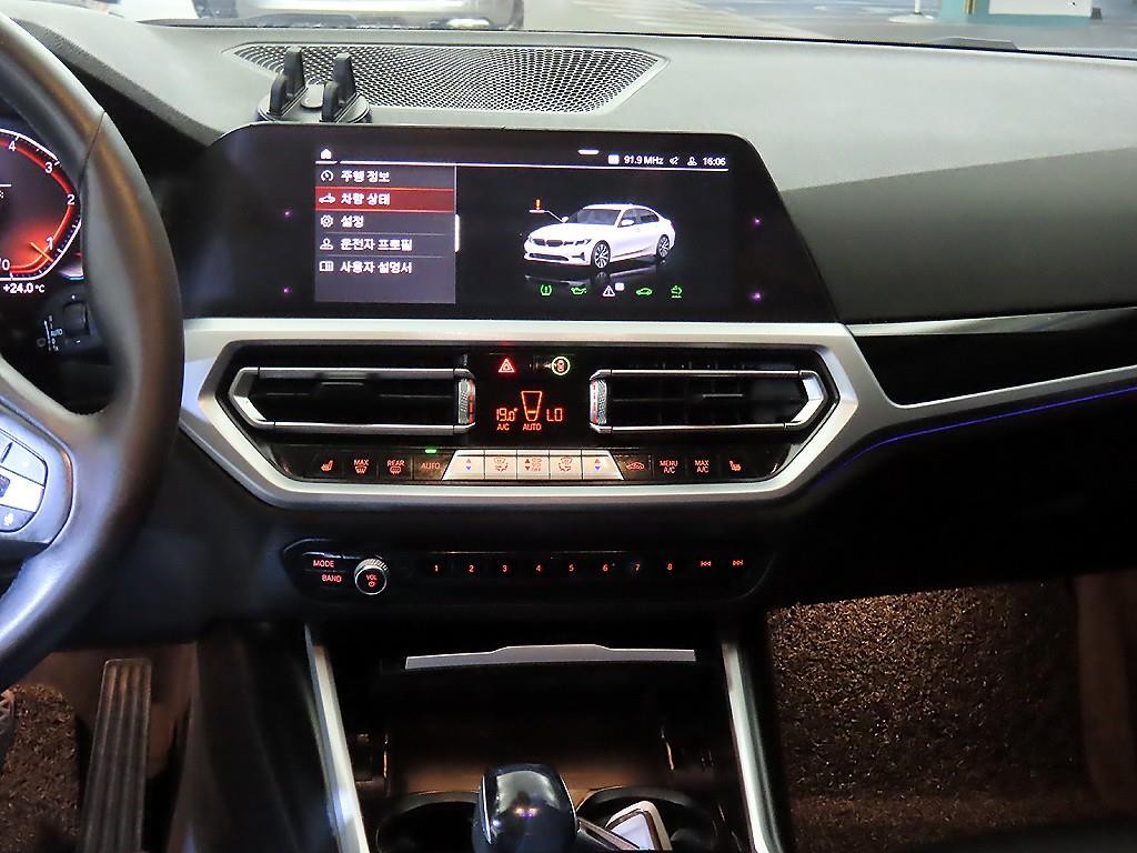 BMW 3시리즈 3시리즈 (G20) 320d xDrive 이미지 11
