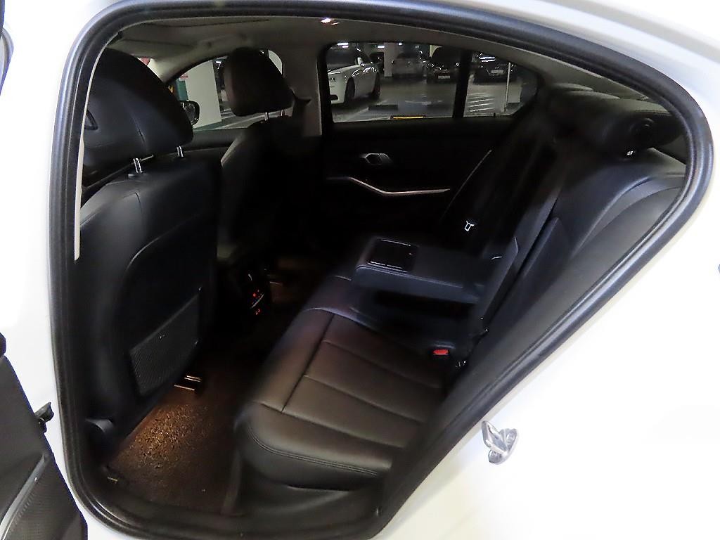 BMW 3시리즈 3시리즈 (G20) 320d xDrive 이미지 7