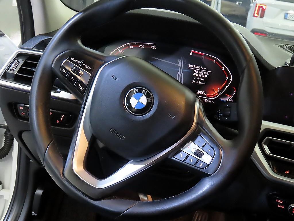 BMW 3시리즈 3시리즈 (G20) 320d xDrive 이미지 8