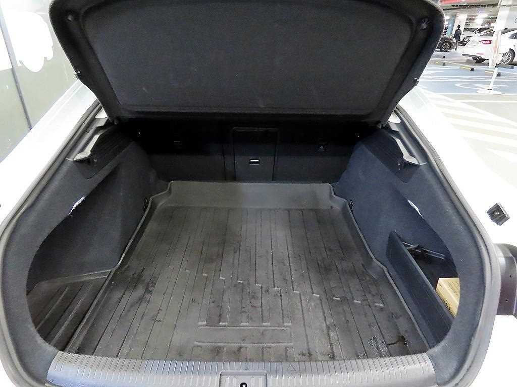 폭스바겐 아테온 2.0 TDI 프레스티지 이미지 17
