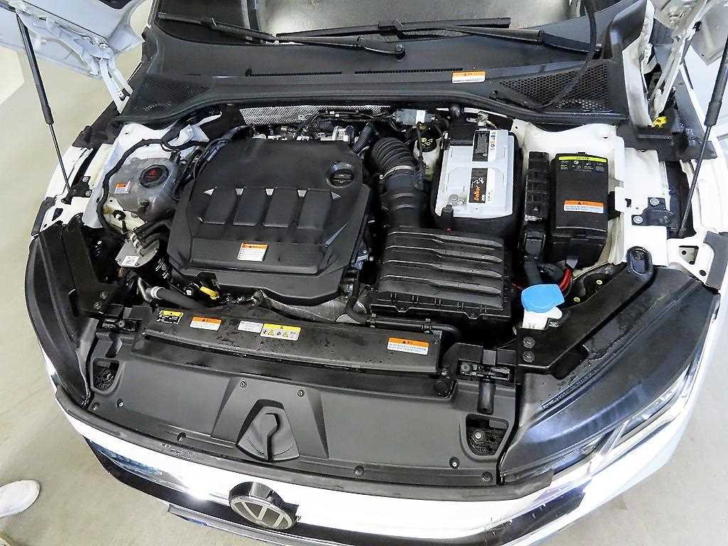 폭스바겐 아테온 2.0 TDI 프레스티지 이미지 19
