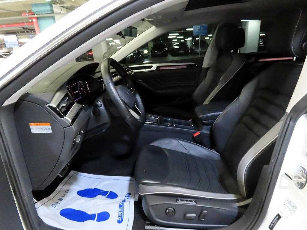 폭스바겐 아테온 2.0 TDI 프레스티지 이미지 6