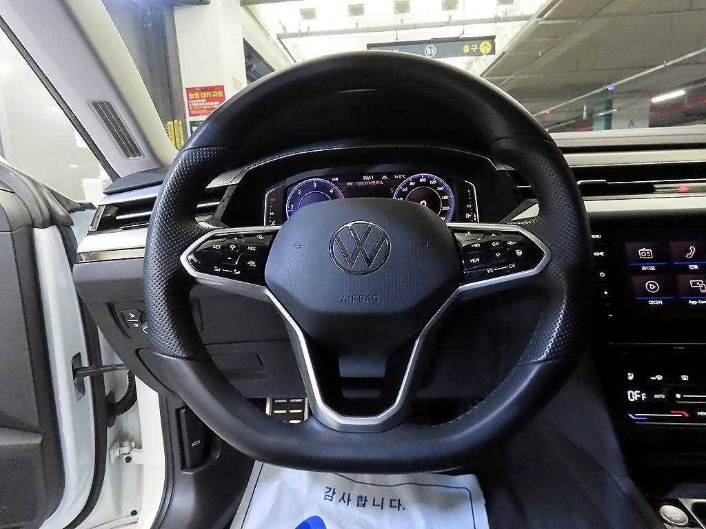 폭스바겐 아테온 2.0 TDI 프레스티지 이미지 8
