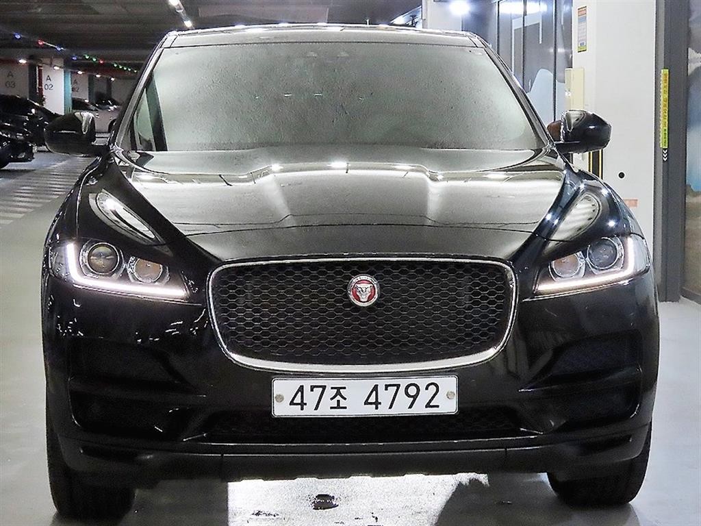 재규어 F-PACE 20d 프레스티지 이미지 2