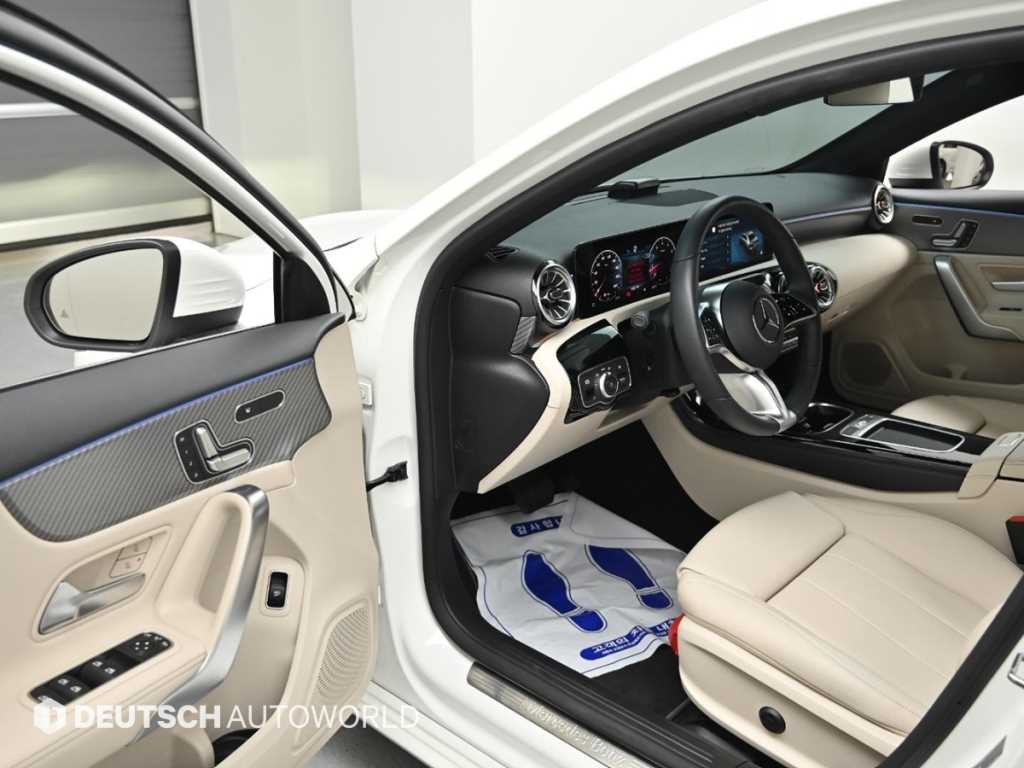 벤츠 A 클래스 A클래스 W177 A220 세단 이미지 11