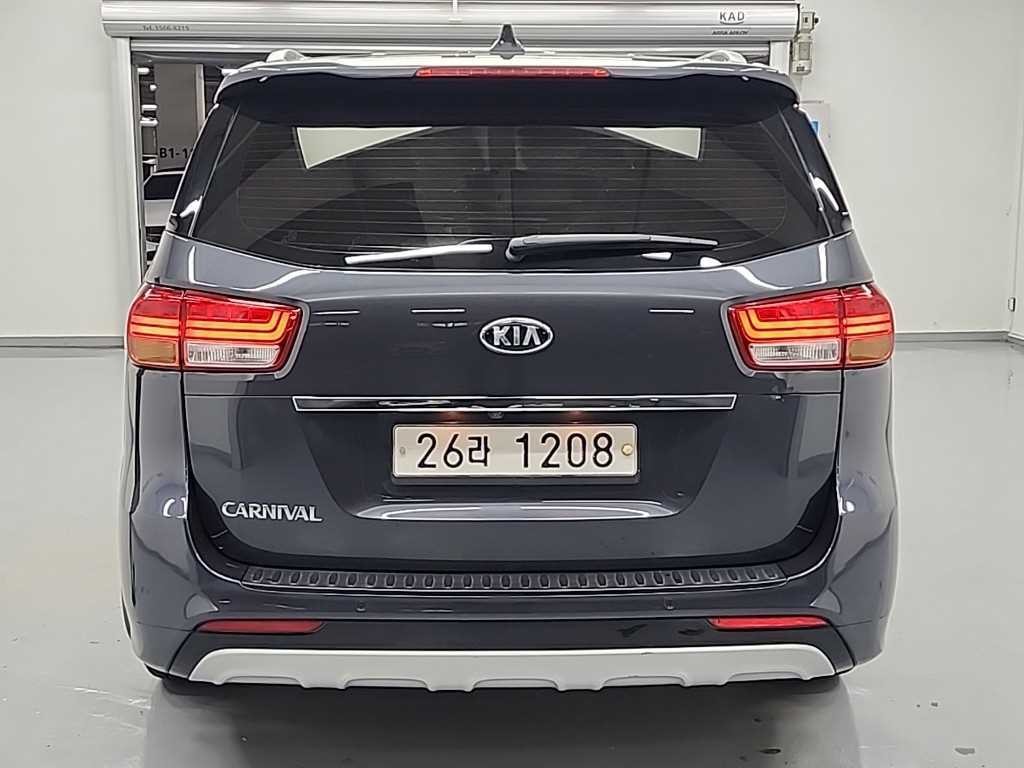 기아 카니발 올 뉴 카니발 디젤 9인승 프레스티지 이미지 3
