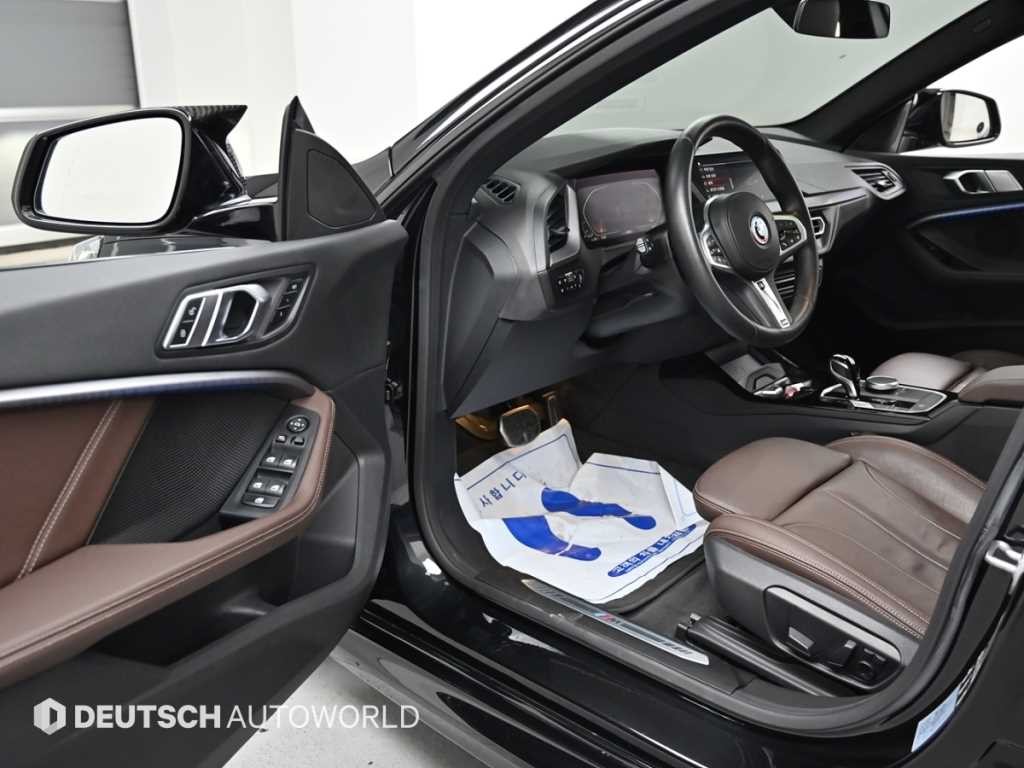 BMW 2시리즈 2시리즈 그란쿠페 (F44) 220i M 스포츠 이미지 11