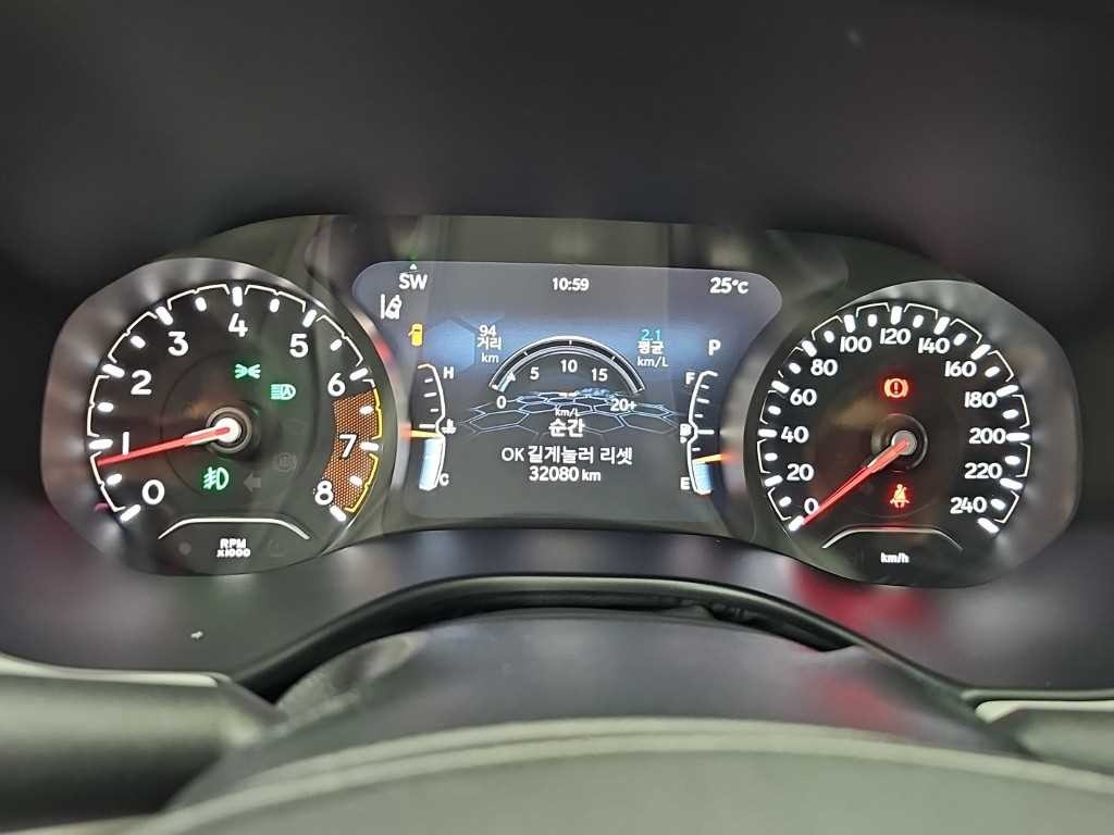 지프 컴패스 컴패스 2세대 2.4 AWD 리미티드 이미지 6