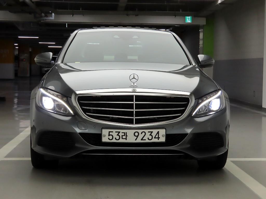 벤츠 C 클래스 C클래스 W205 C220 d 익스클루시브 이미지 1