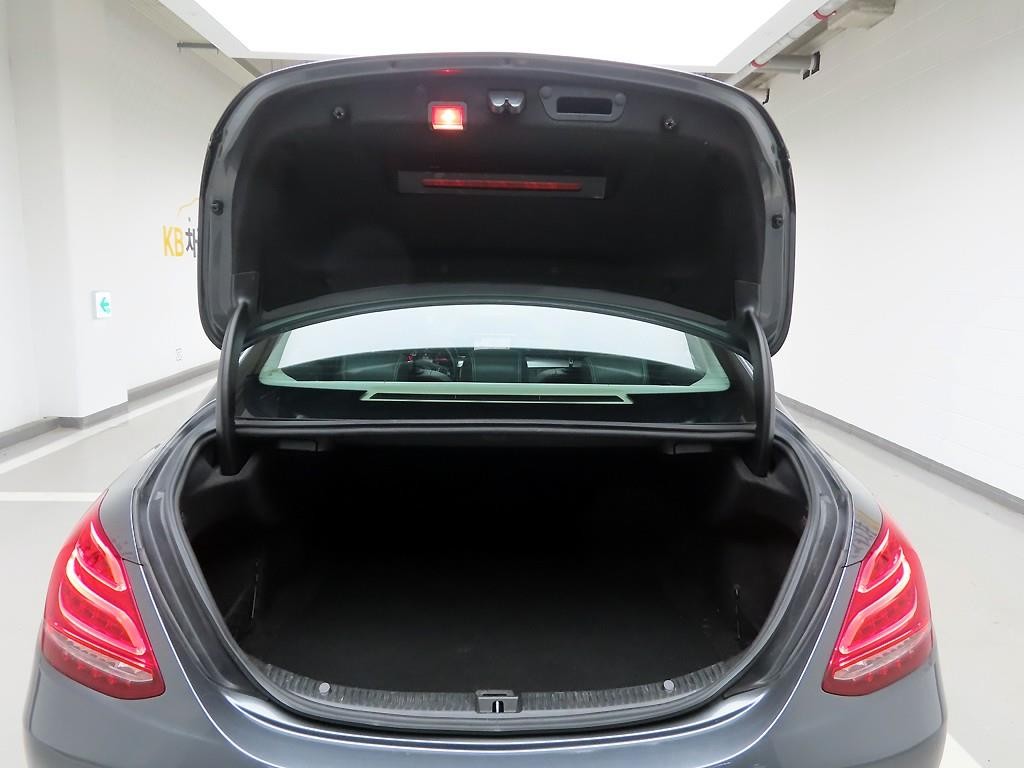 벤츠 C 클래스 C클래스 W205 C220 d 익스클루시브 이미지 16