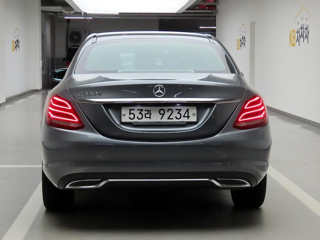 벤츠 C 클래스 C클래스 W205 C220 d 익스클루시브 이미지 3