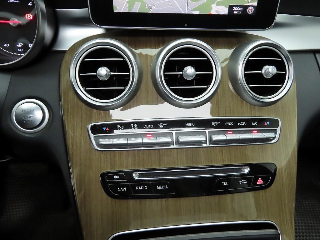 벤츠 C 클래스 C클래스 W205 C220 d 익스클루시브 이미지 9