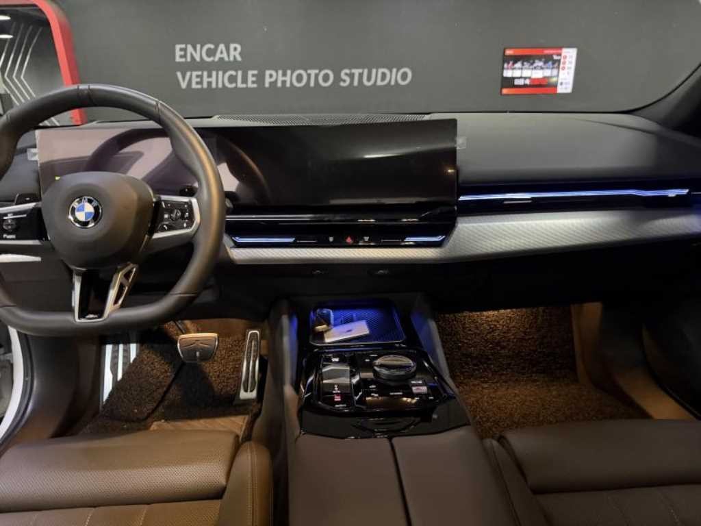 BMW 5시리즈 5시리즈 (G60) 520i M 스포츠 이미지 9