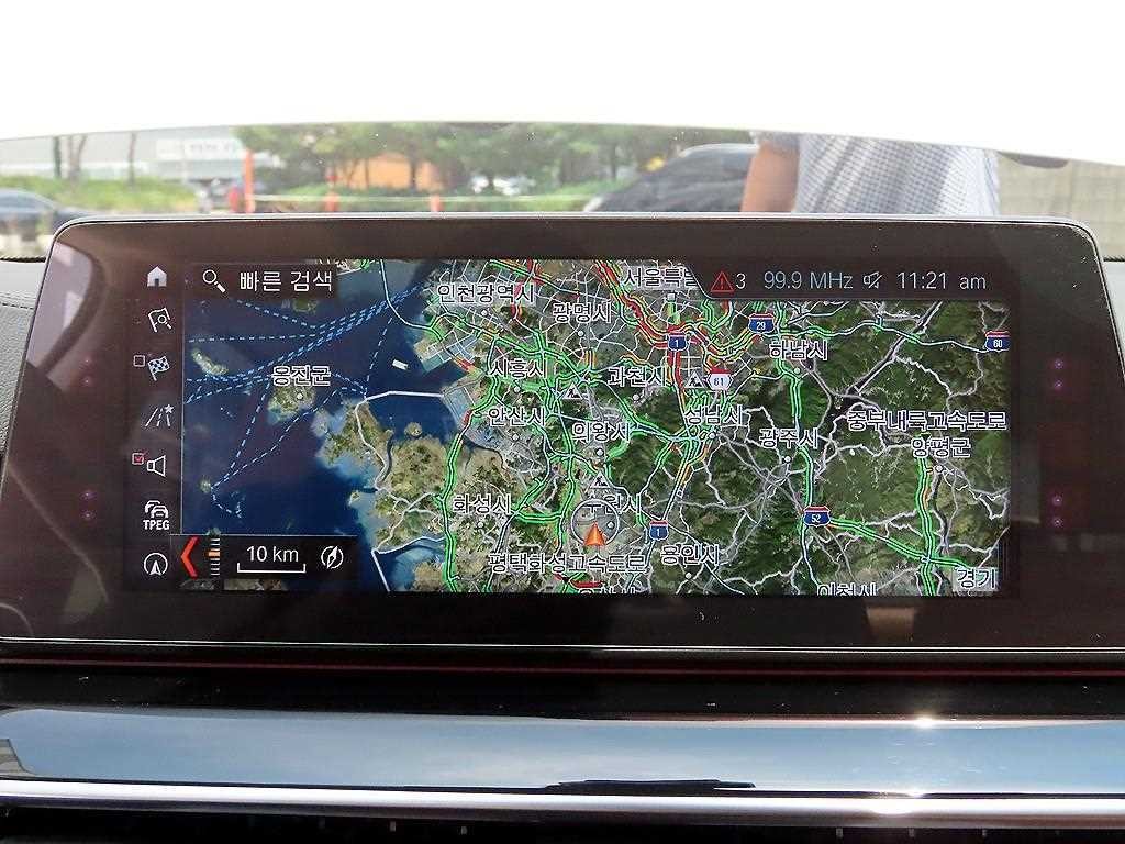 BMW 5시리즈 5시리즈 (G30) 520d 럭셔리 스페셜 에디션 이미지 13