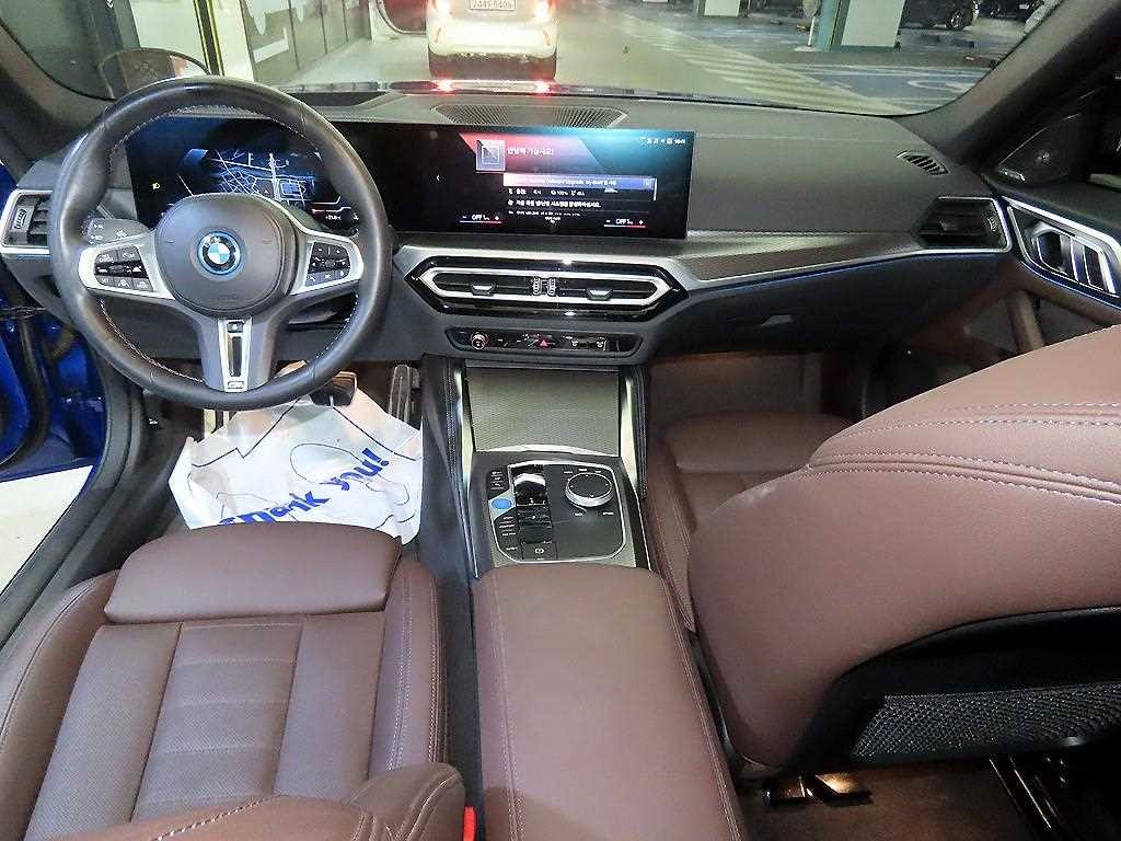 BMW i4 M50 프로 이미지 10