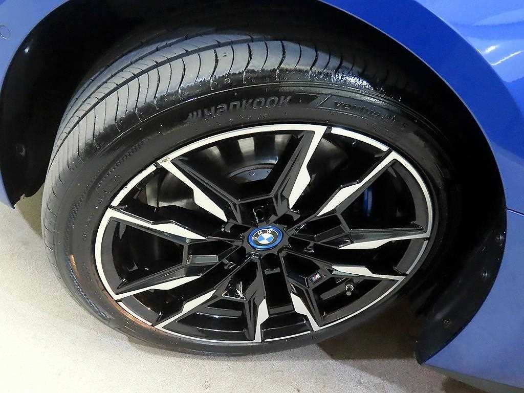 BMW i4 M50 프로 이미지 20