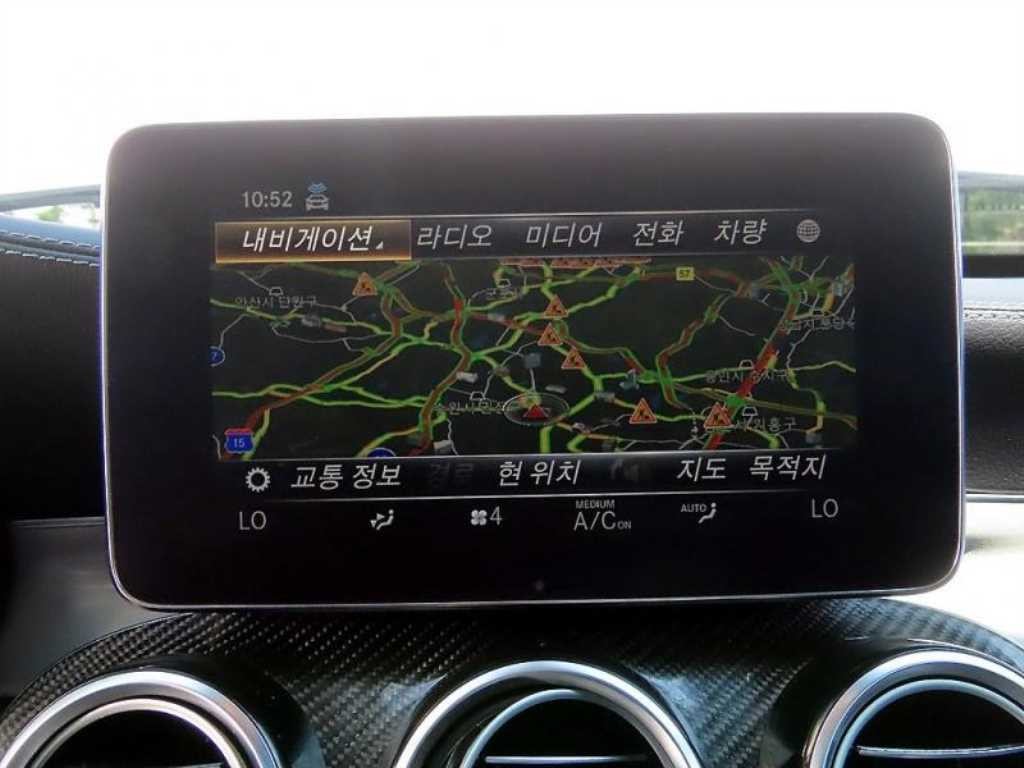 벤츠 GLC 클래스 GLC클래스 X253 AMG GLC 63 4MATIC+ 이미지 14