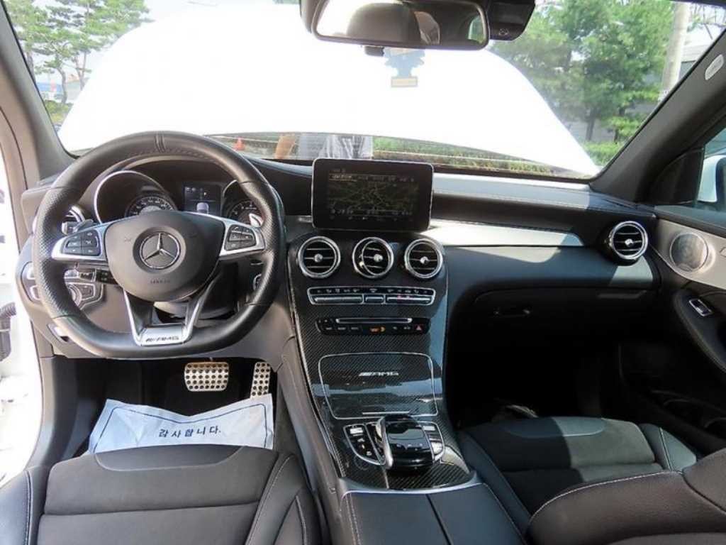 벤츠 GLC 클래스 GLC클래스 X253 AMG GLC 63 4MATIC+ 이미지 7