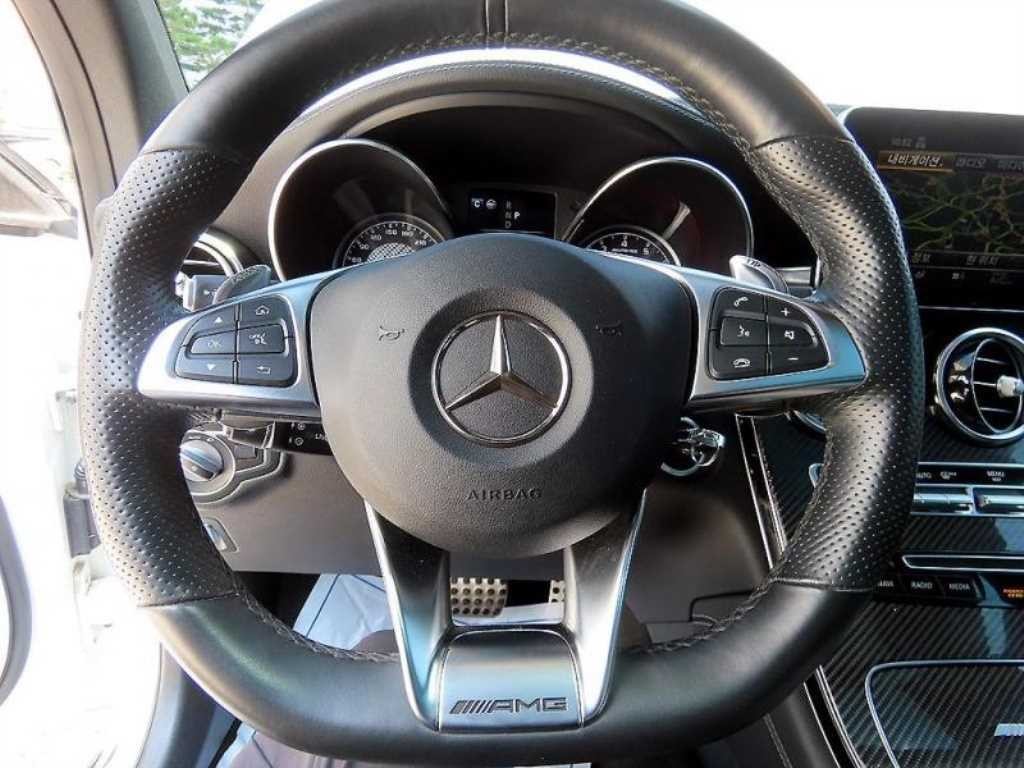 벤츠 GLC 클래스 GLC클래스 X253 AMG GLC 63 4MATIC+ 이미지 8