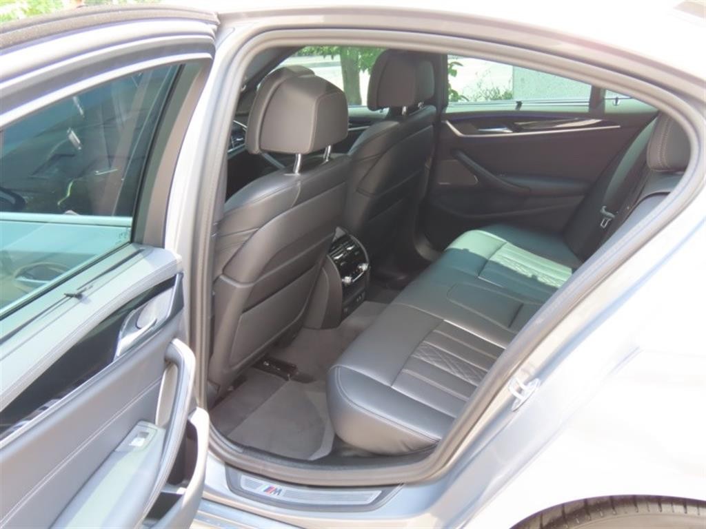BMW 5시리즈 5시리즈 (G30) 530i xDrive M 스포츠 이미지 14