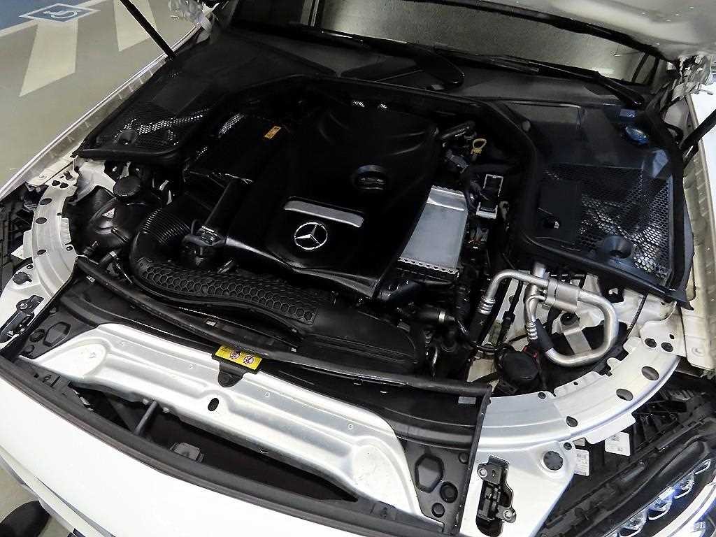 벤츠 C 클래스 C클래스 W205 C200 이미지 19