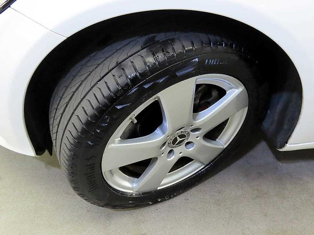 벤츠 C 클래스 C클래스 W205 C200 이미지 20