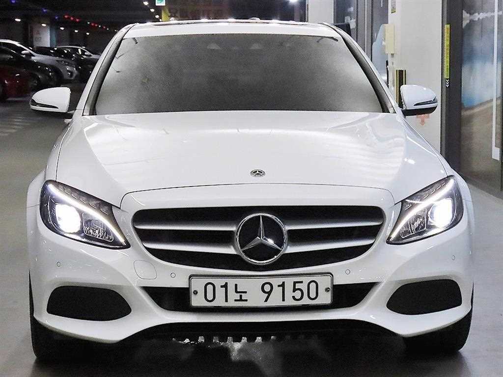 벤츠 C 클래스 C클래스 W205 C200 이미지 3
